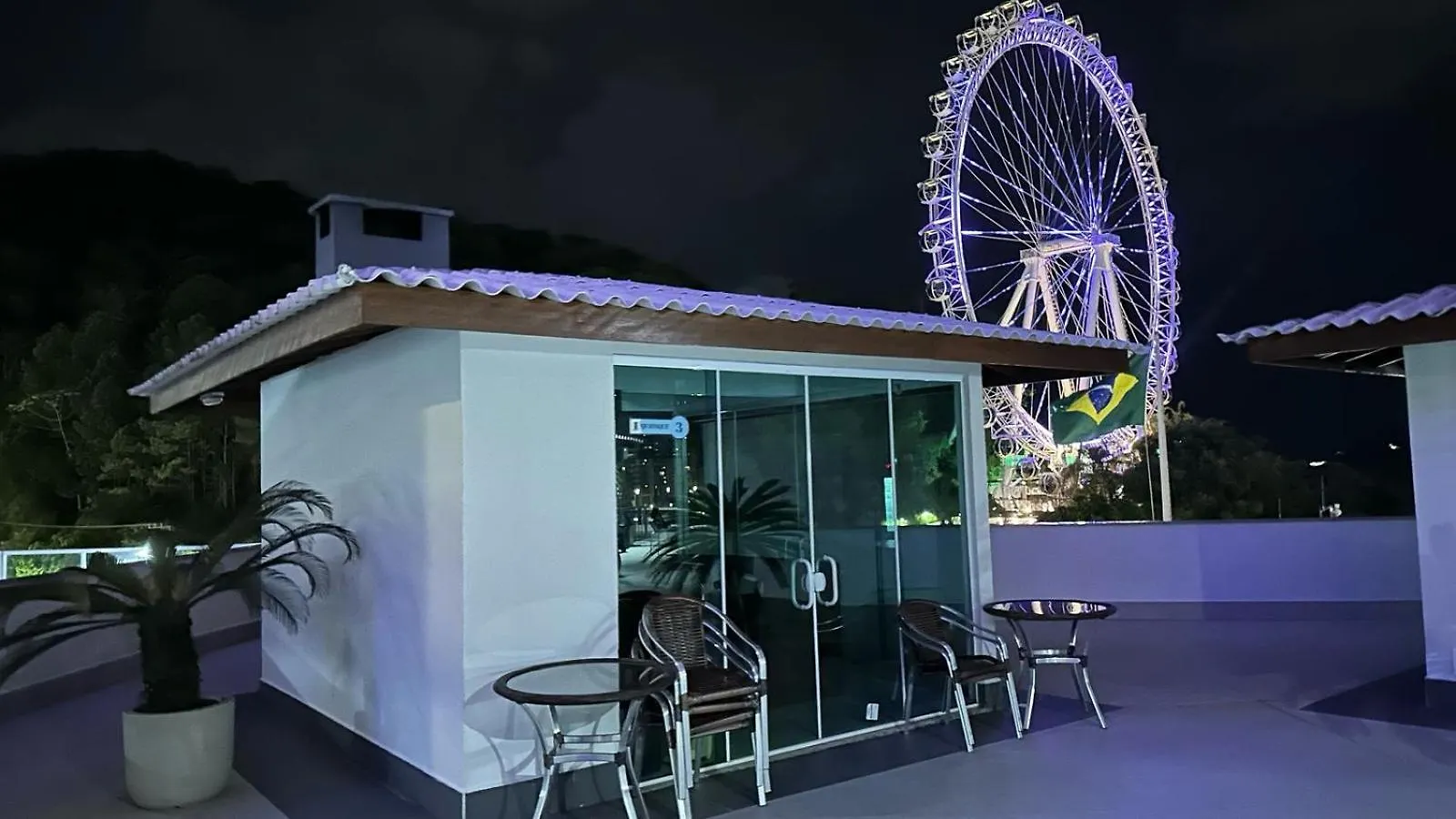 Flat Dubai - Frente Roda Gigante - Piscina Frente Mar - Excepcional Balneário Camboriú
