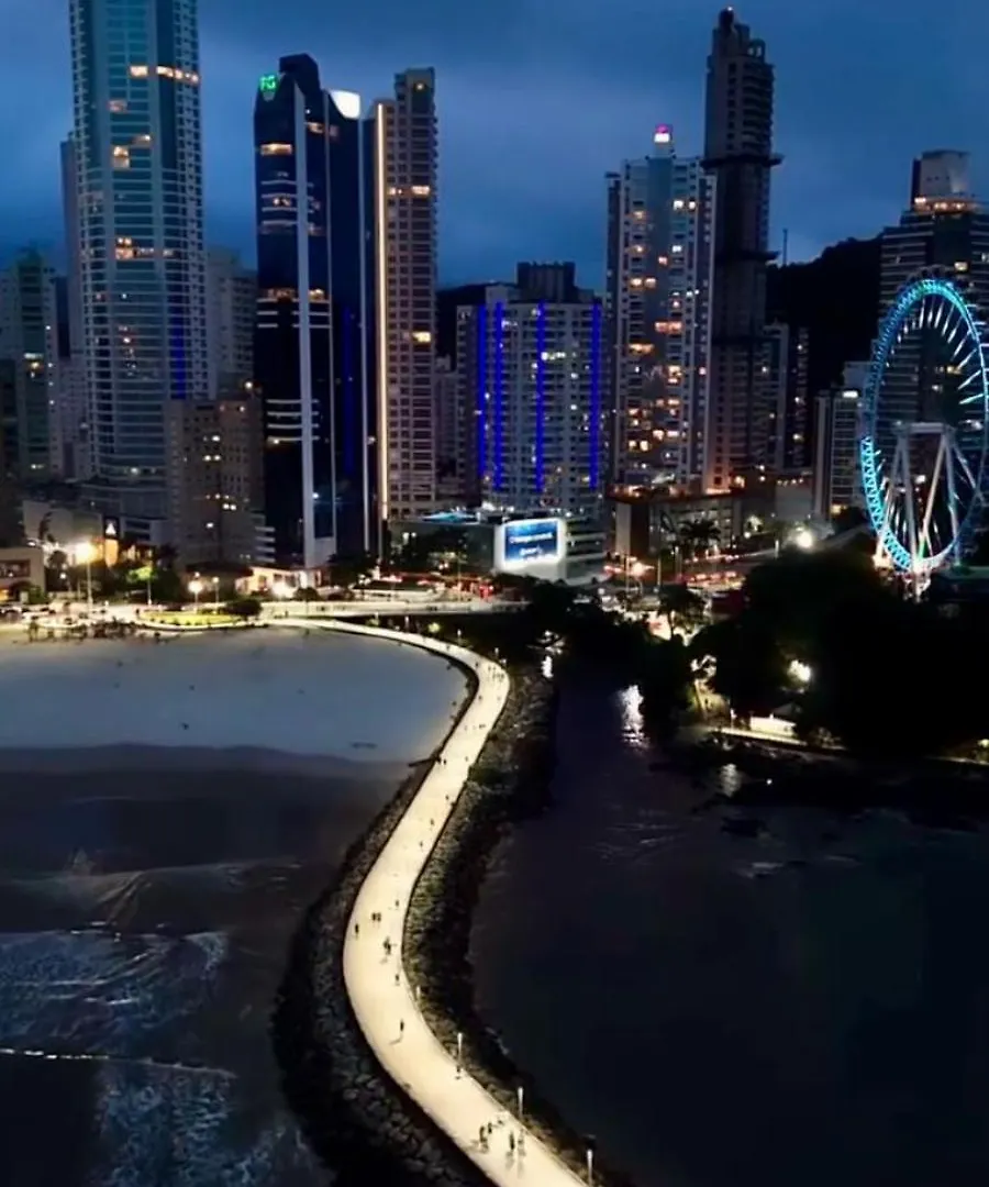 Apartament Flat Dubai - Frente Roda Gigante - Piscina Frente Mar - Excepcional Balneário Camboriú