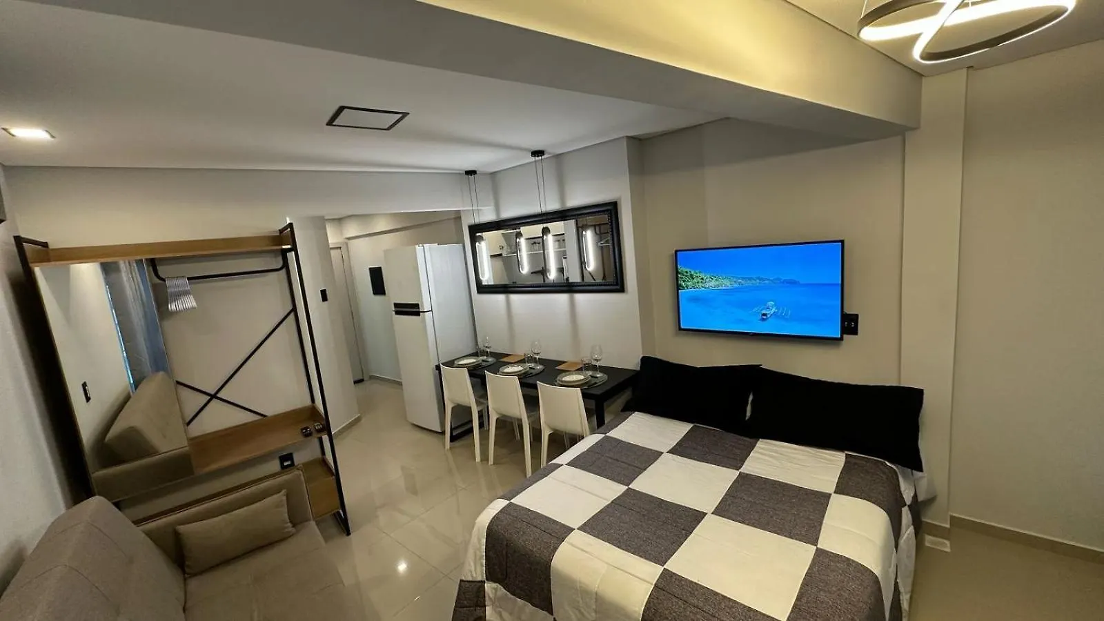 Flat Dubai - Frente Roda Gigante - Piscina Frente Mar - Excepcional Balneário Camboriú 0*,